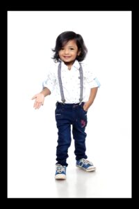 Male Kids Artist in Mumbai